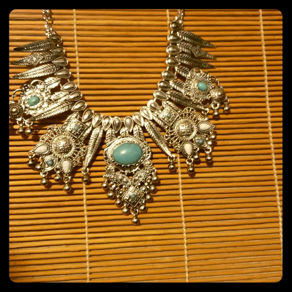 Turquoise and silver next necklace southwestern